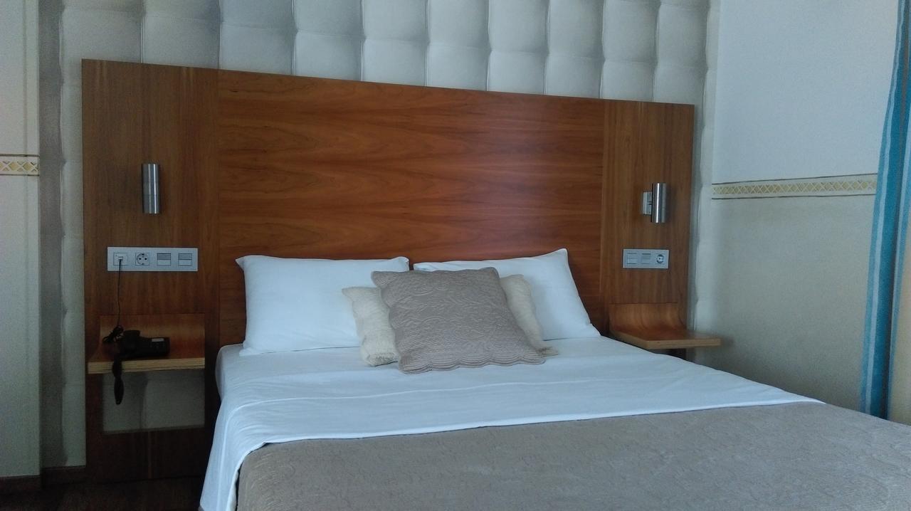 Hotel Boutique Villa Erina By Bossh Hotels - Adults Recommended Manilva Exterior foto
